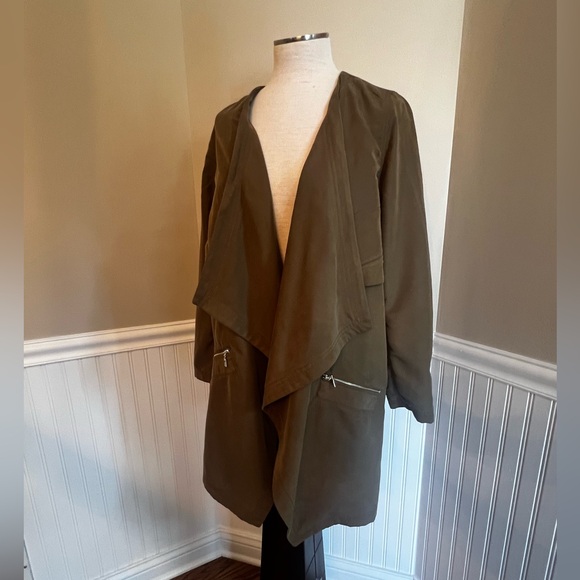 Bar III Jackets & Blazers - Bar lll Utility Lightweight Jacket, Soft drapey army Green great condition M